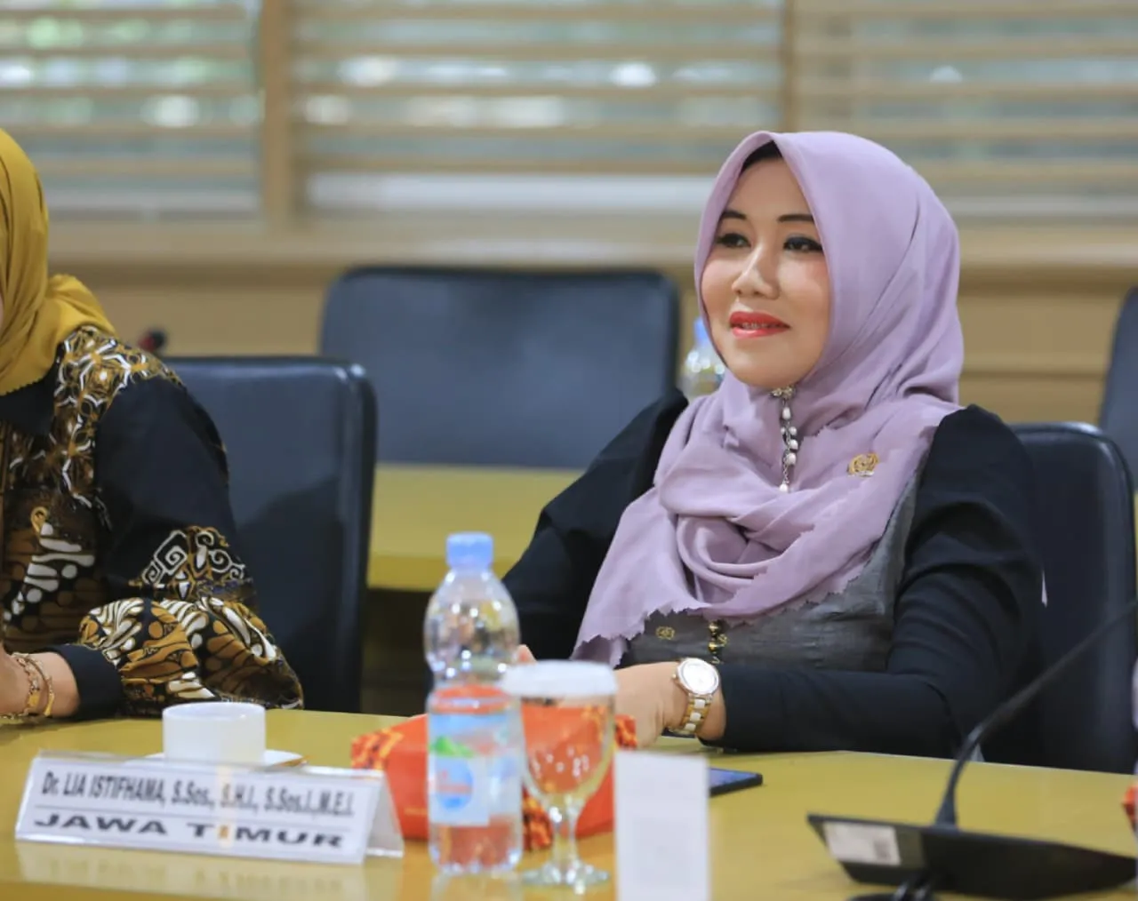 DPD RI Lia Istifhama Bangga Prestasi Gubernur Khofifah, Jatim Raih Penghargaan Pelayanan Publik Terbaik Nasional