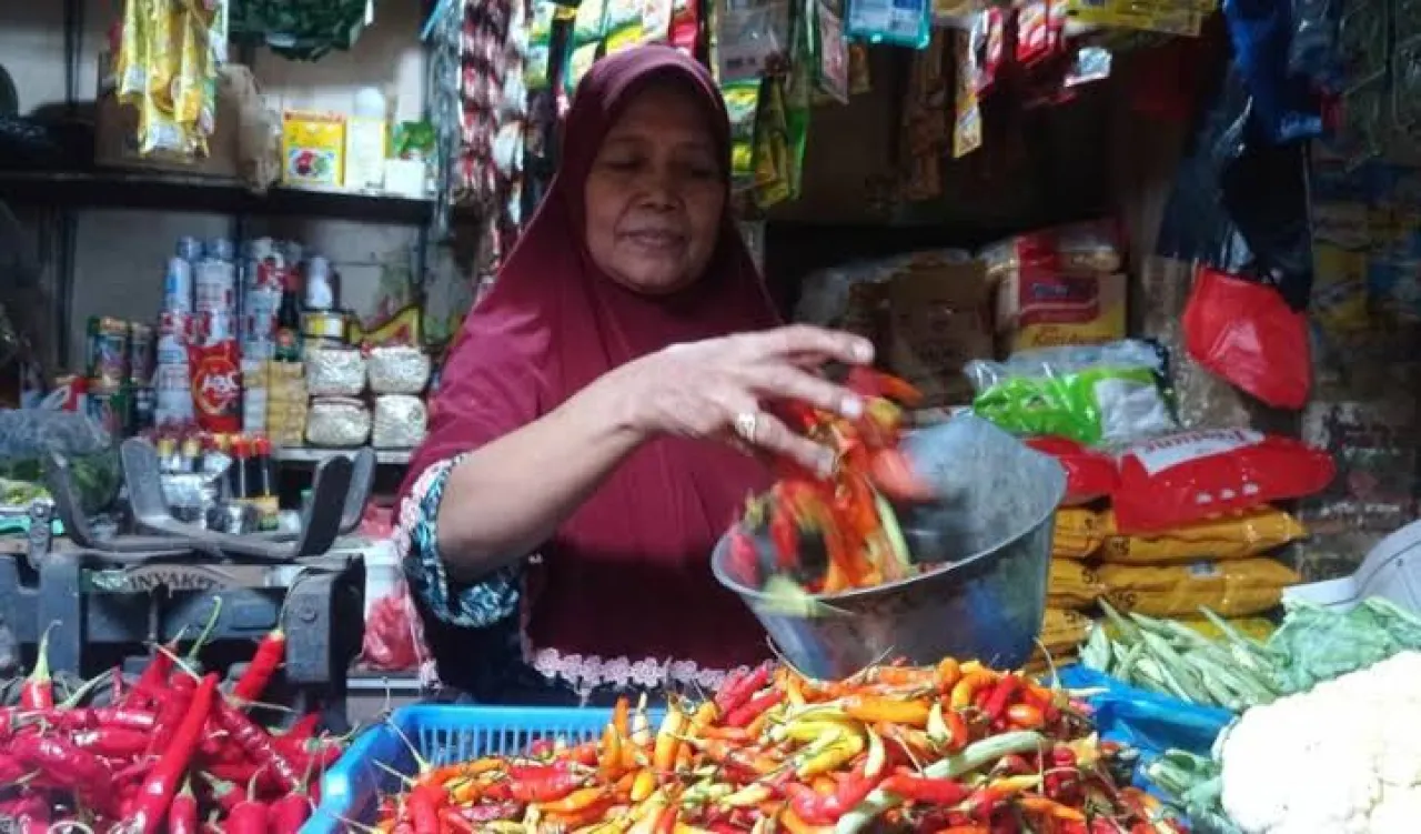 Baca juga : Lonjakan Harga Cabai Jelang Nataru, DPRD Surabaya Dorong Pemkot Perkuat Operasi Pasar