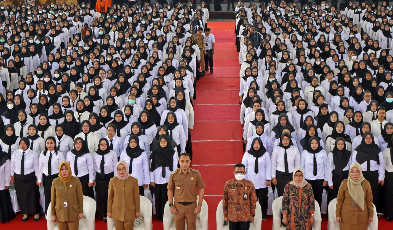 Pegawai Pemkot Surabaya