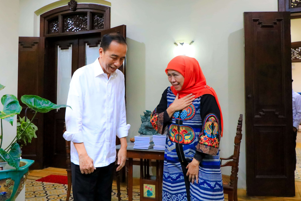 Gubernur Khofifah saat mengunjungi Jokowi (Foto: Humas Jatim)