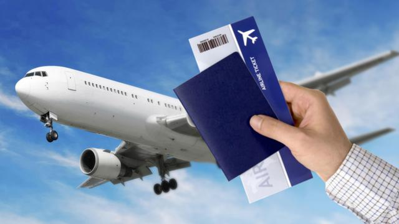 Ilustrasi tiket pesawat murah
