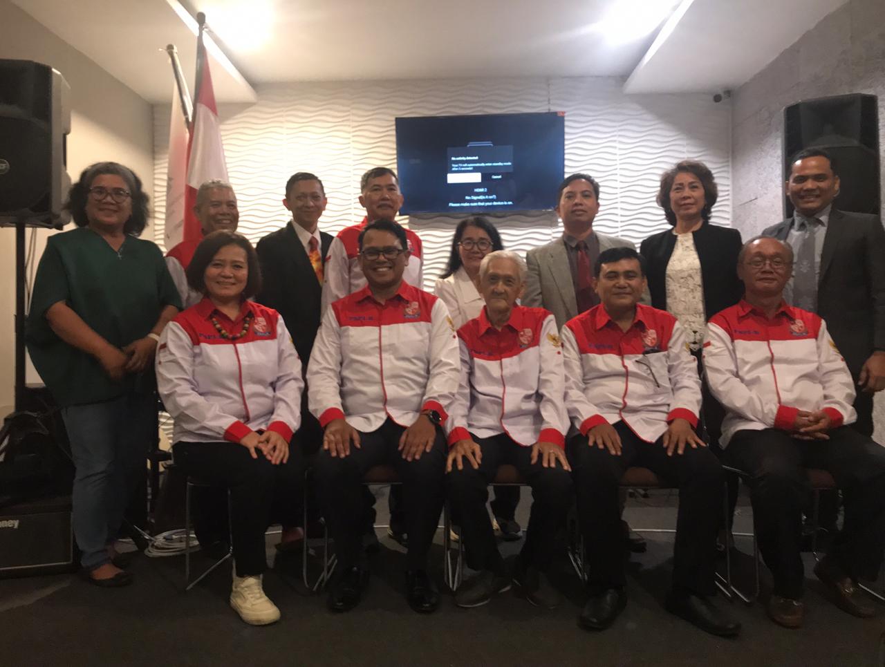 Pengurus DPW PSPI-R Jawa Timur berfoto bersama Ketua Umum DPP PSPI-R Pdt.Yohanes Handri dan Sekjen PSPI-R Pdt. Frits Pieterson, S.Th., M.A.