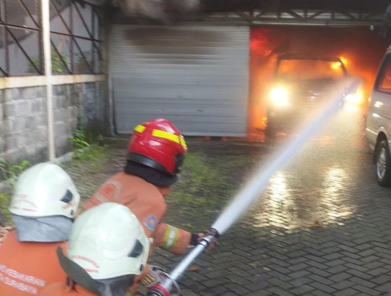 Kebakaran di Sidosermo Indah II Surabaya