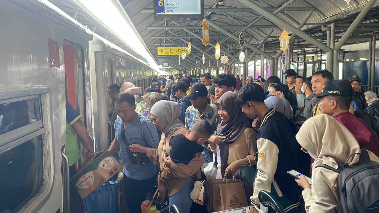 Ilustrasi pendatang baru di kota Surabaya