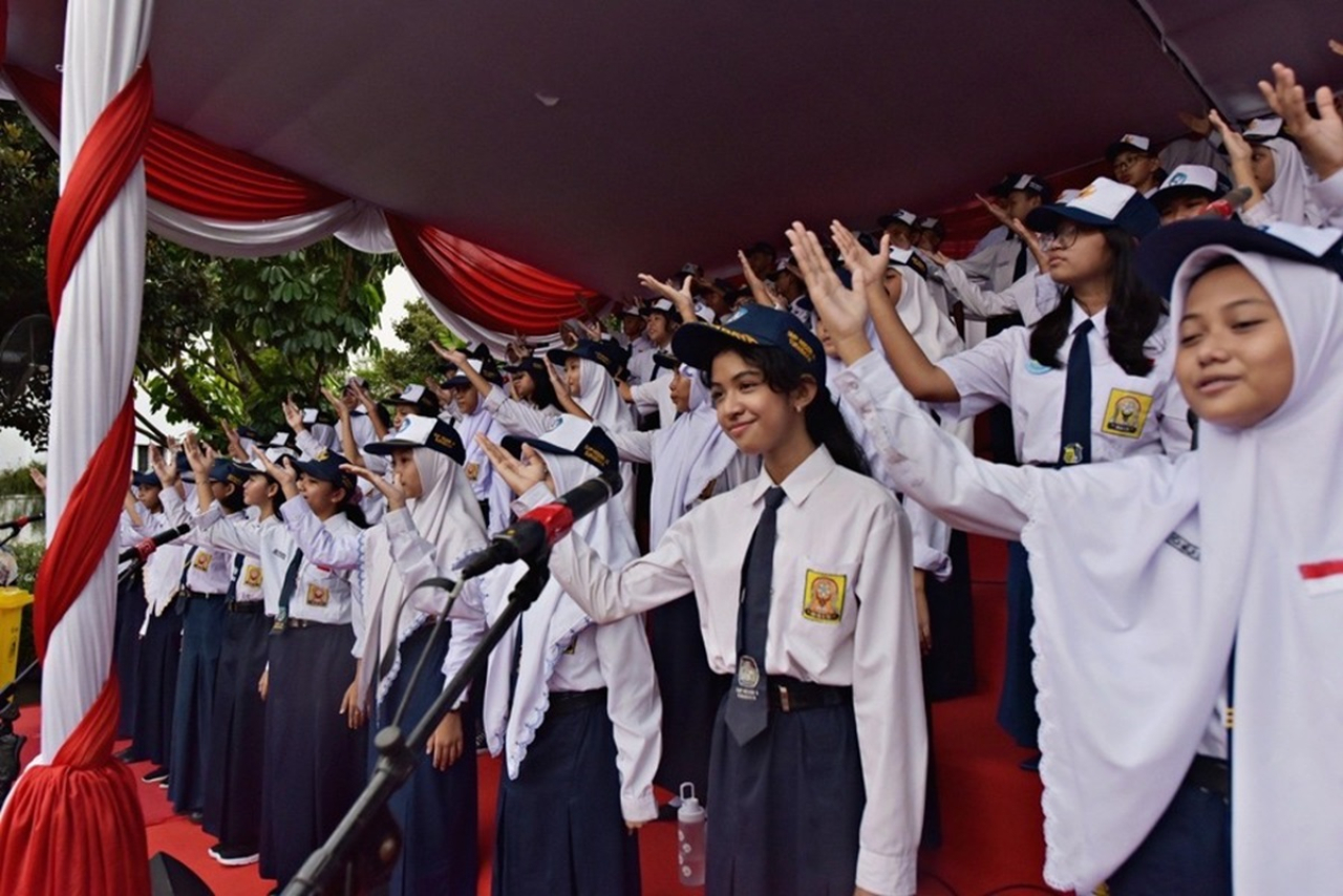 Ilustrasi pelajar SMP Surabaya