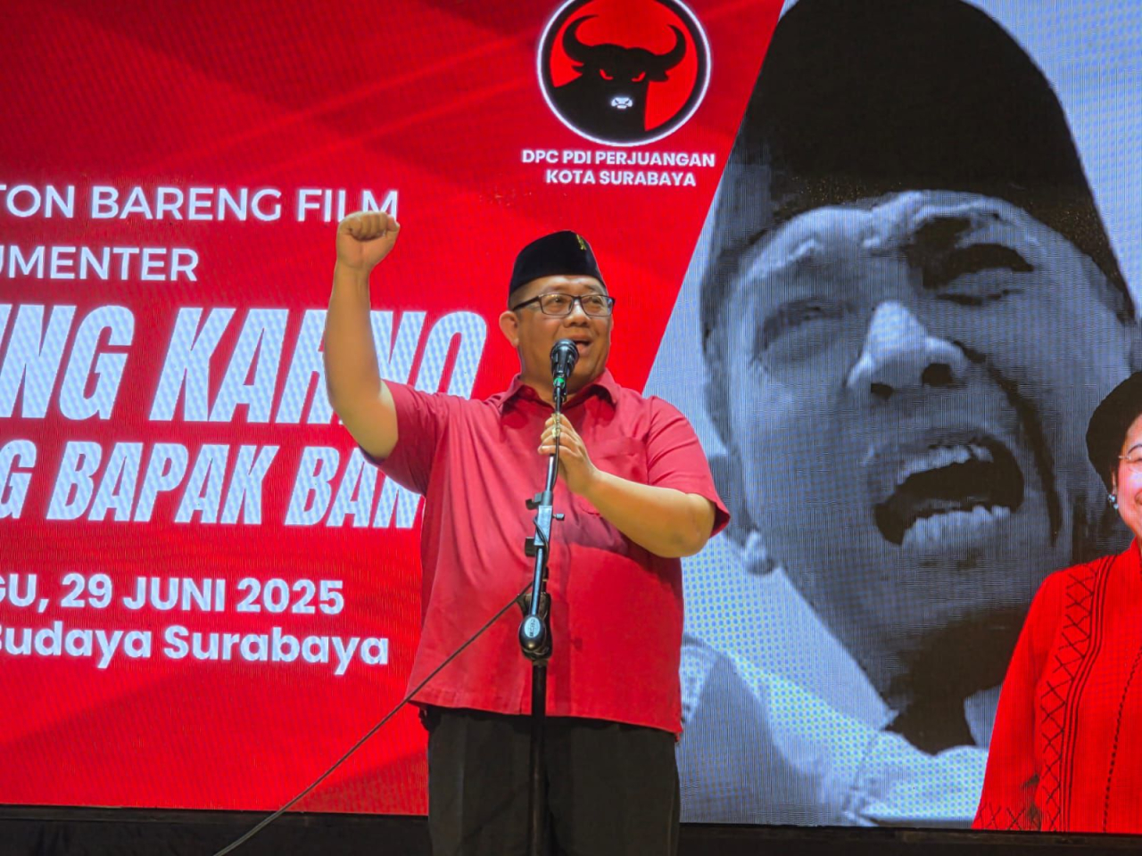 Plt Ketua DPC PDI Perjuangan Surabaya, Yordan M. Batara Goa