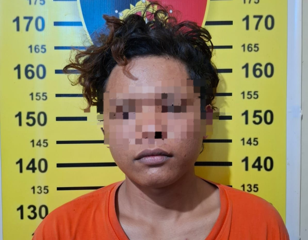 AJP (21) pelaku curas dan curat yang diamankan Satreskrim Polres Probolinggo