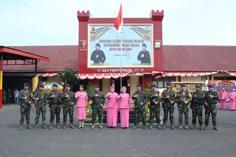 Kompol Muhammad Agus Hadiri Penyambutan dan Pelepasan Dansat Brimob Polda Sulsel