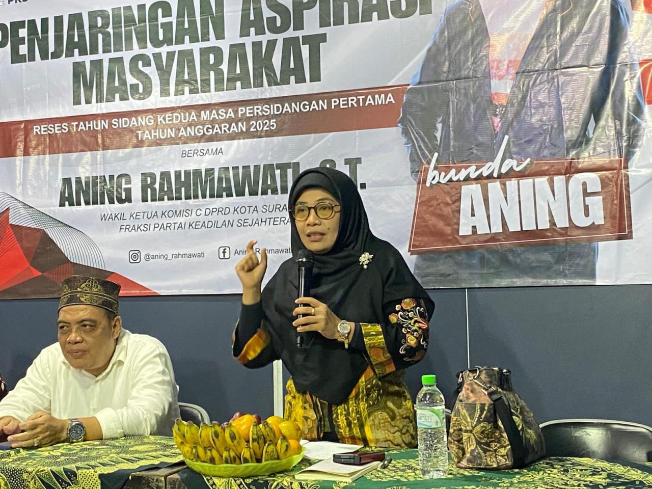 Aning Rahmawati saat reses di Kelurahan Bulak