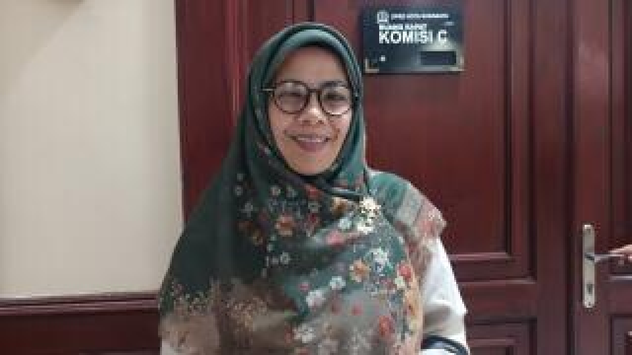 Anggota Badan Anggaran (Banggar) DPRD Surabaya, Aning Rahmawati