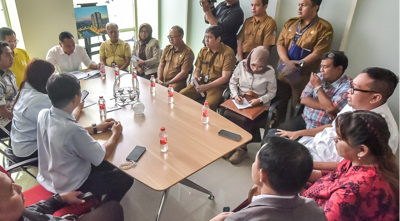 Dokumen pertemuan warga Bale Hinggil dengan Wali Kota Eri Cahyadi