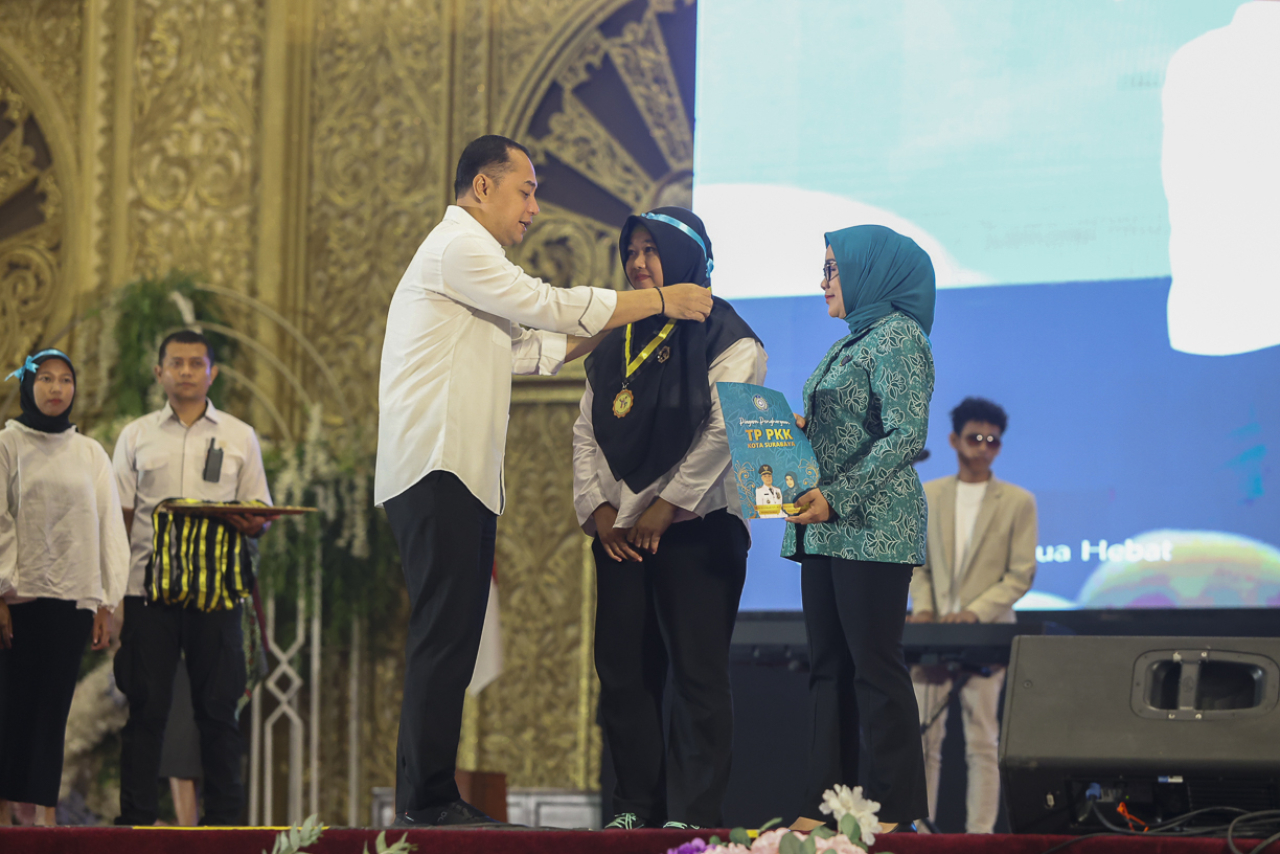 Wali Kota Eri Cahyadi dan istrinya Rini Indriyani