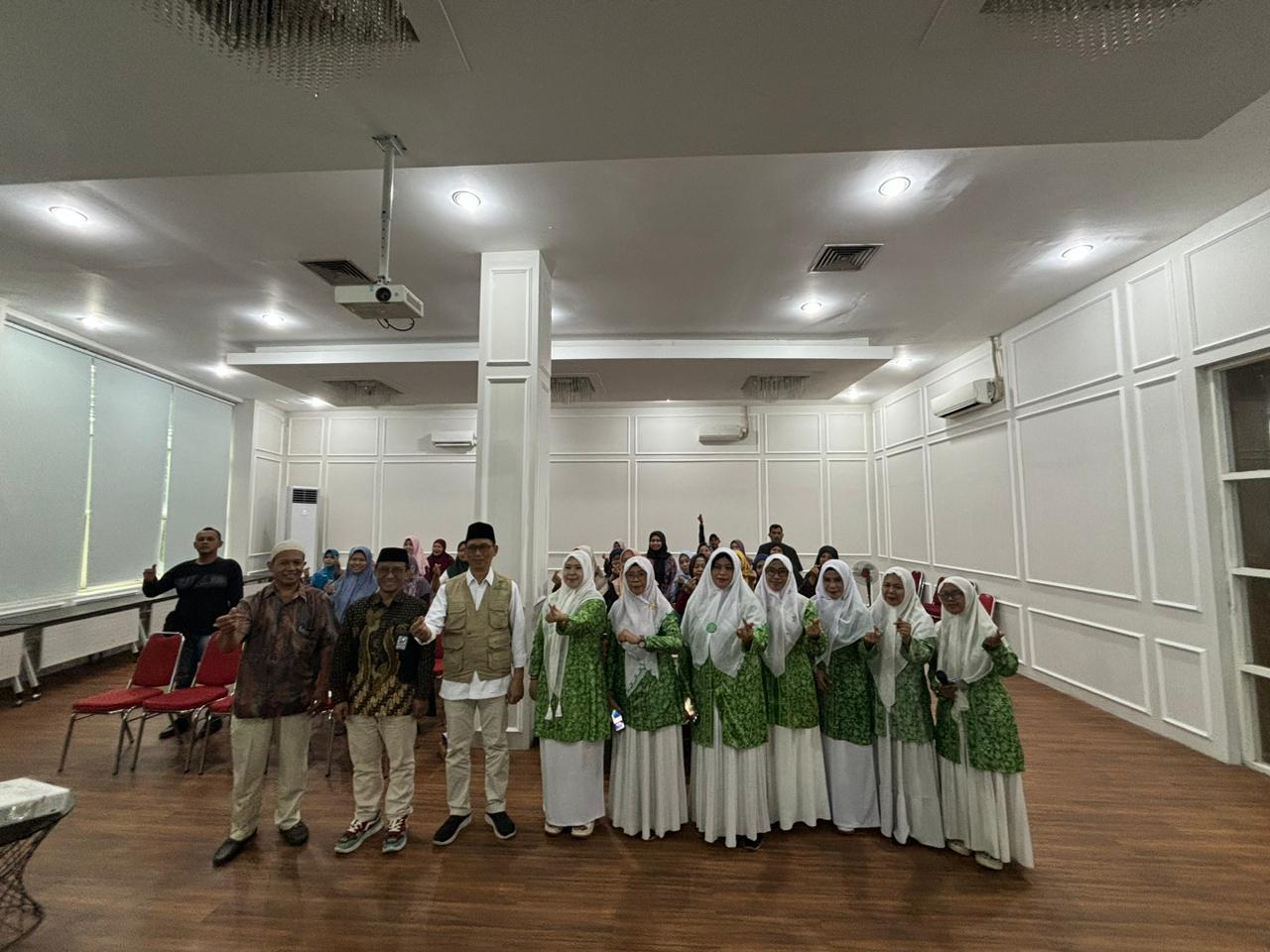PC Fatayat Nahdlatul Ulama (NU) Surabaya berkolaborasi dengan Badan Amil Zakat Nasional (BAZNAS) Kota Surabaya perkuat UMKM perempuan