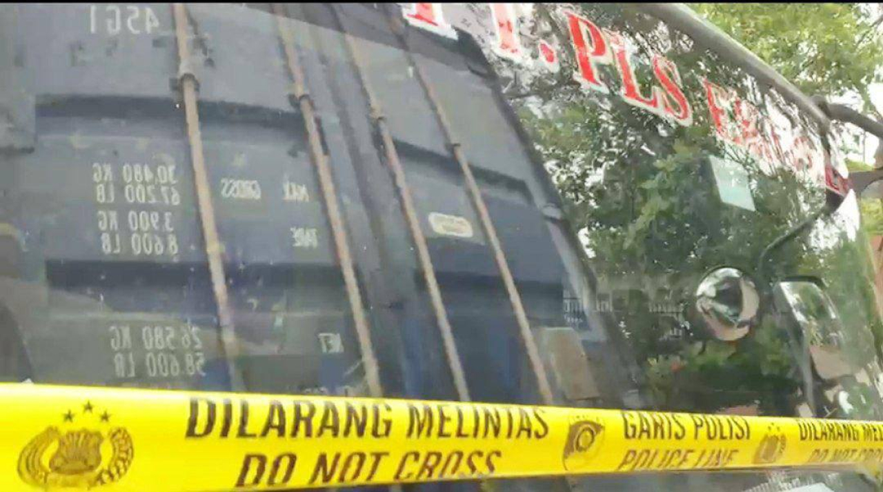 Kontainer yang diamankan