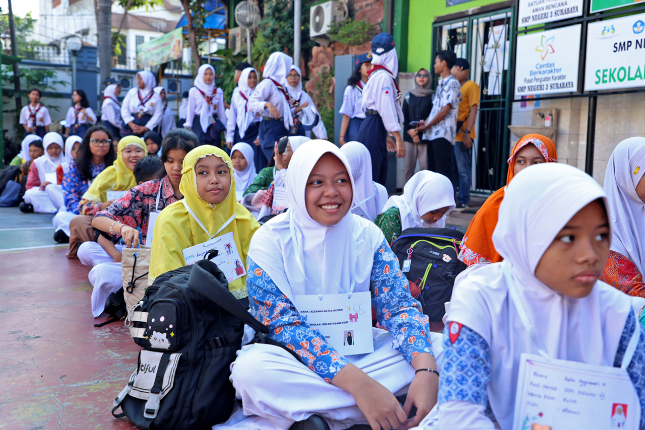 Dispendik Surabaya Bekali Ratusan Siswa Anti Bullying