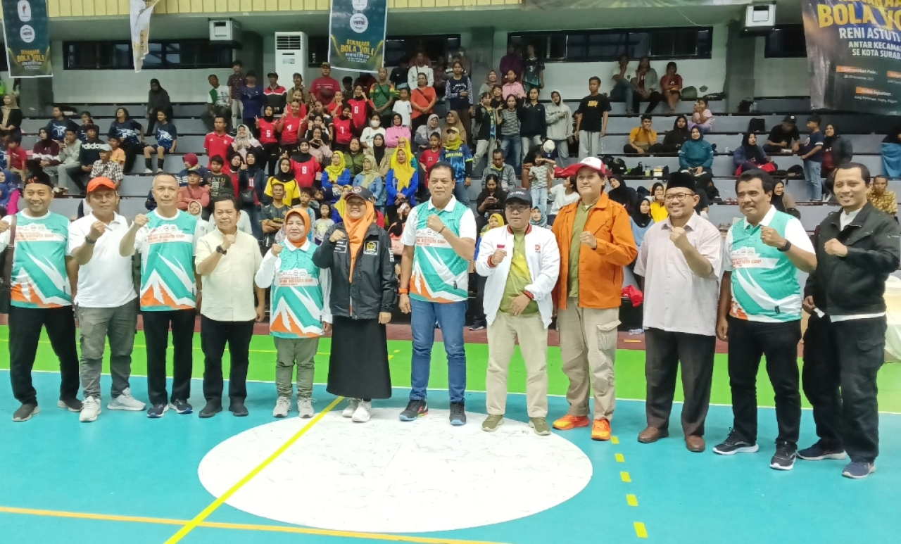 Kejuaraan bola voli putri “Reni Astuti Cup”