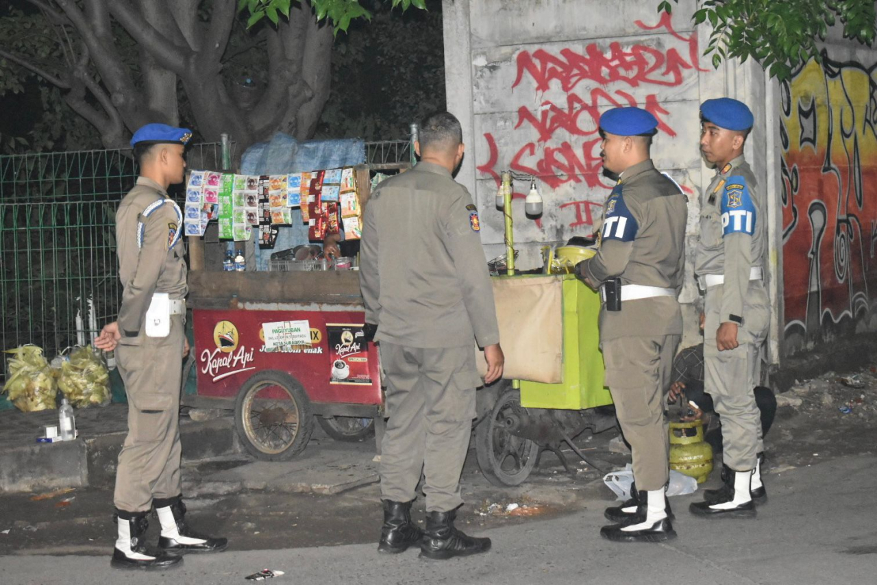 Operasi trantibum yang digelar Satpol PP Surabaya