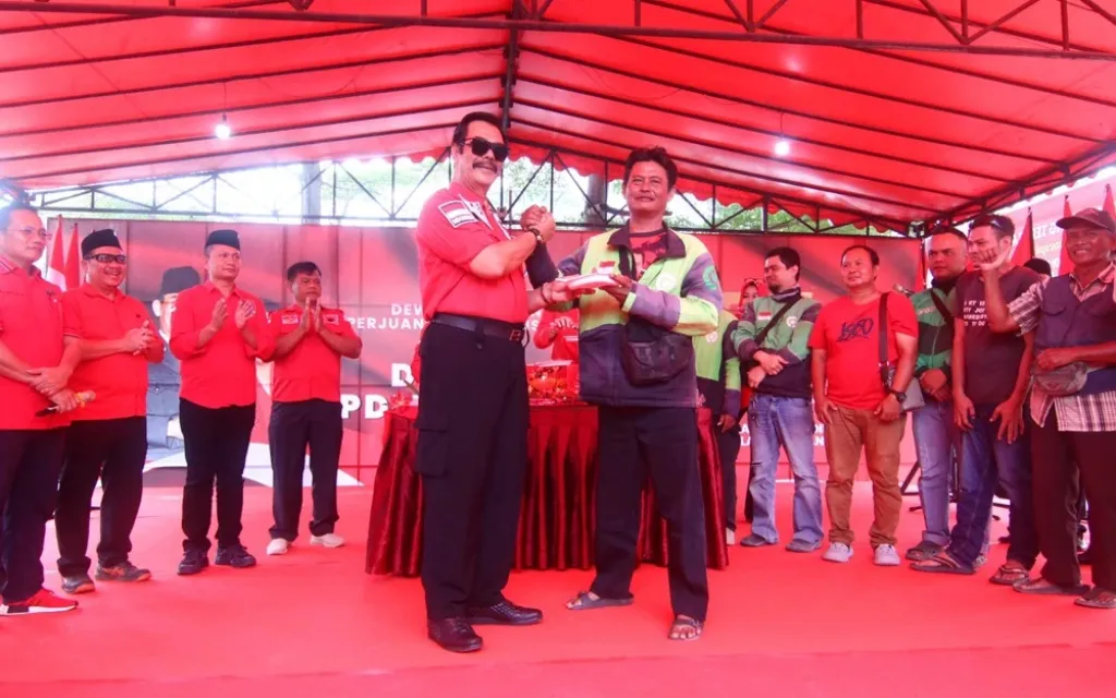 DPD PDI Perjuangan Kepri Gelar Syukuran HUT Partai Ke 53, Prof. Soerya: Teguhkan Kerja Nyata Bersama Rakyat