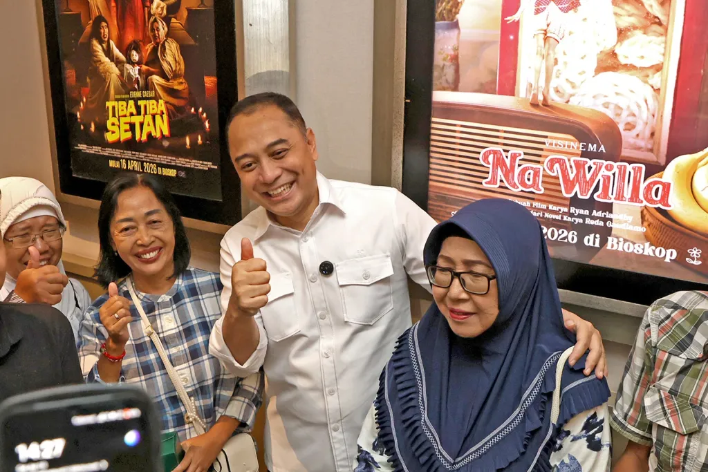 Nobar Film “Na Willa”, Wali Kota Eri Sebut Potret Nyata Kehidupan Warga Surabaya