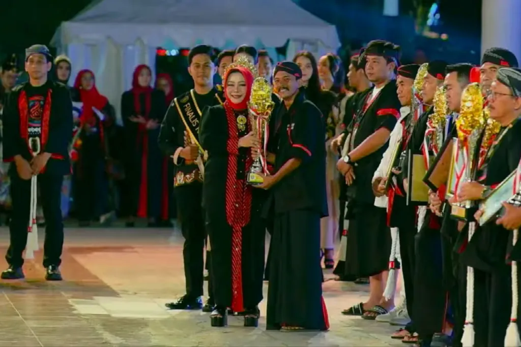 Bikin Bangga Surabaya, Reog Purbaya Raih Juara Nasional FNRP 2026