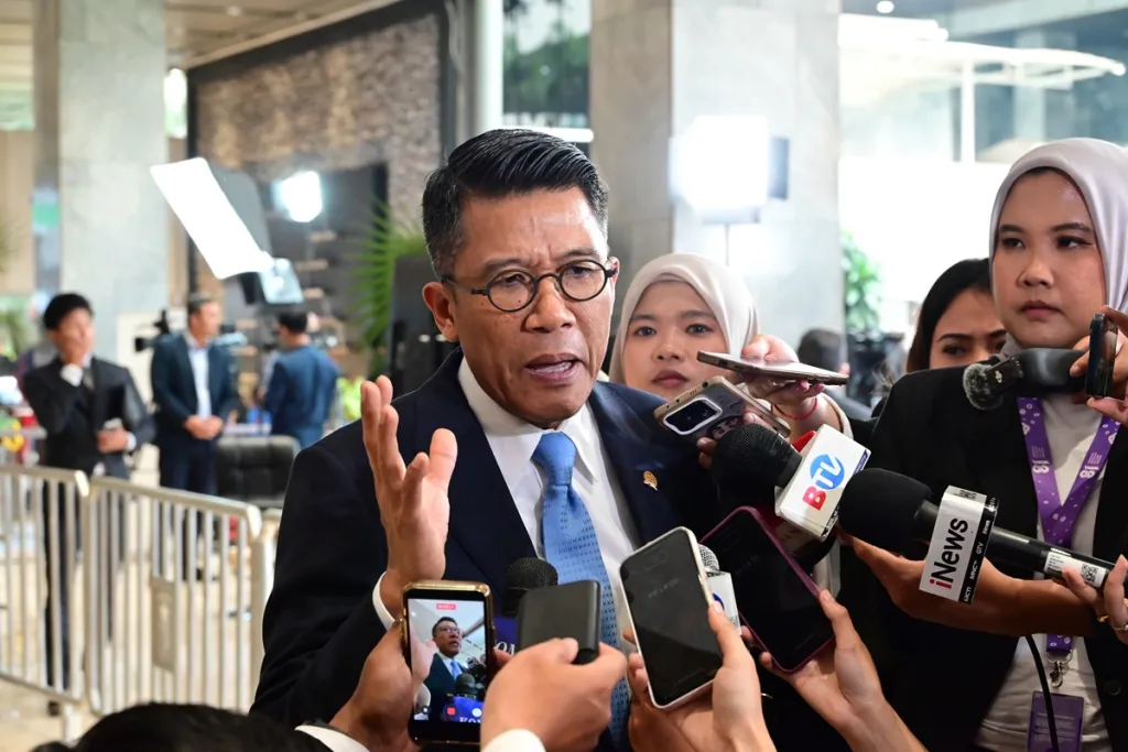 Baca juga : Belanja Negara Tembus Rp4.000 Triliun, Apa Kata Anggota DPR RI?