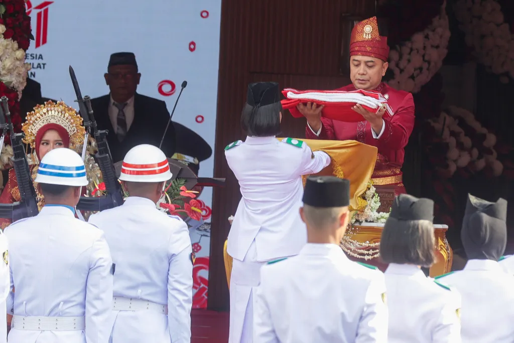 Baca juga : Upacara HUT ke-81 RI di Surabaya, Wali Kota Eri Cahyadi Gelorakan Peran Pemuda Dalam Kemerdekaan