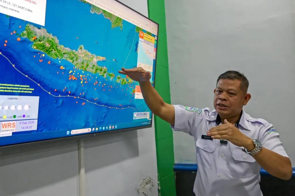 BPBD Surabaya melakukan sosialisasi dan edukasi kedaruratan