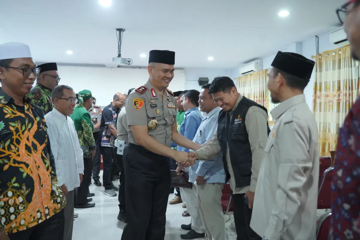 Sinergi Cerdaskan Bangsa, Kapolda Sulbar Kunjungi Kampus Unimaju dan Apresiasi Peran Polri dalam Peningkatan SDM