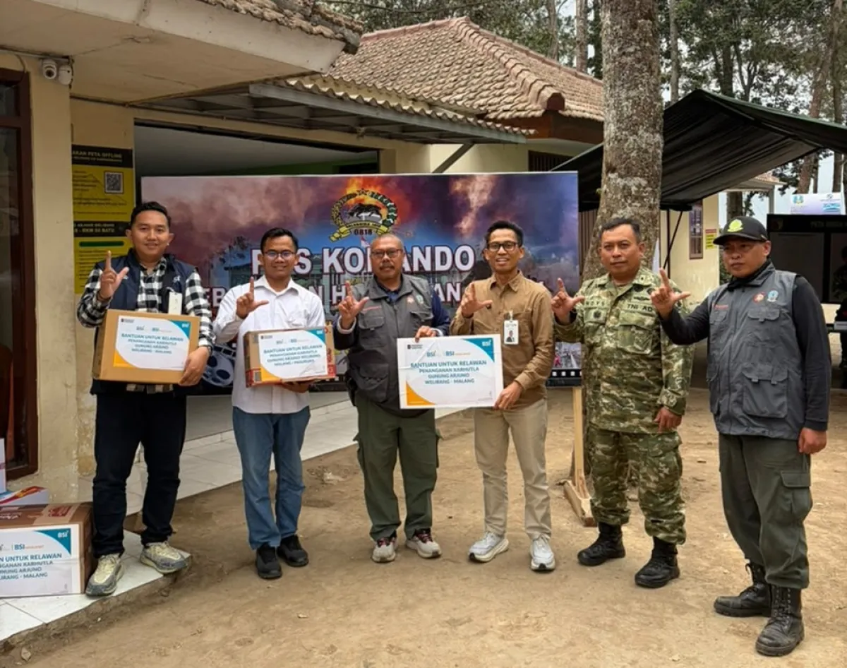 BSI Salurkan Bantuan Logistik untuk Petugas Penanganan Karhutla Arjuno–Welirang