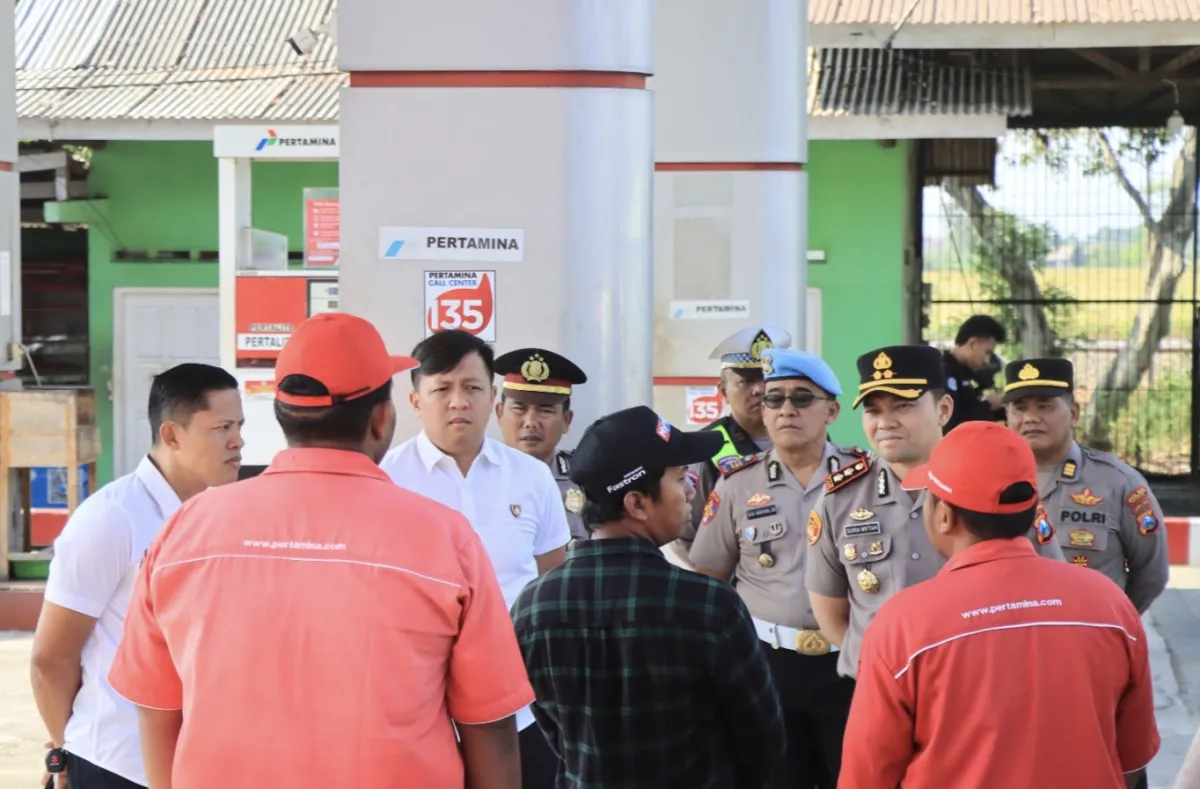Kapolres Nganjuk, AKBP Suria Miftah Irawan sidak ke SPBU (Ist)
