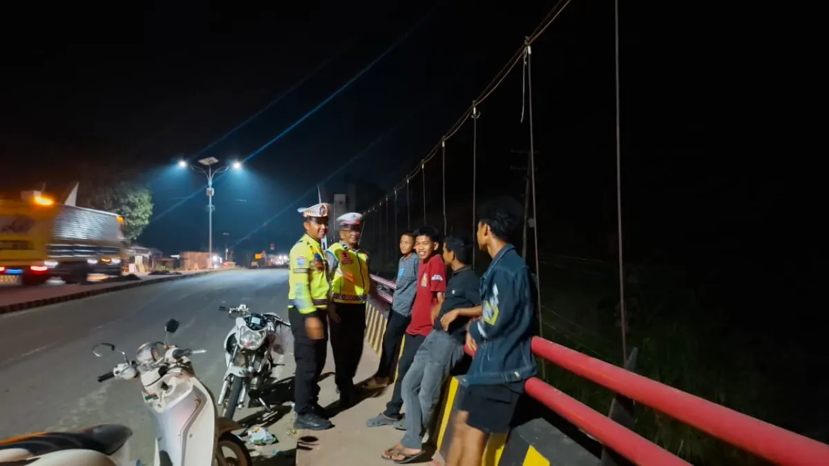 Jaga Kamtibmas, Polantas Polda Sulbar Intensifkan Patroli Malam Humanis demi Keselamatan Masyarakat