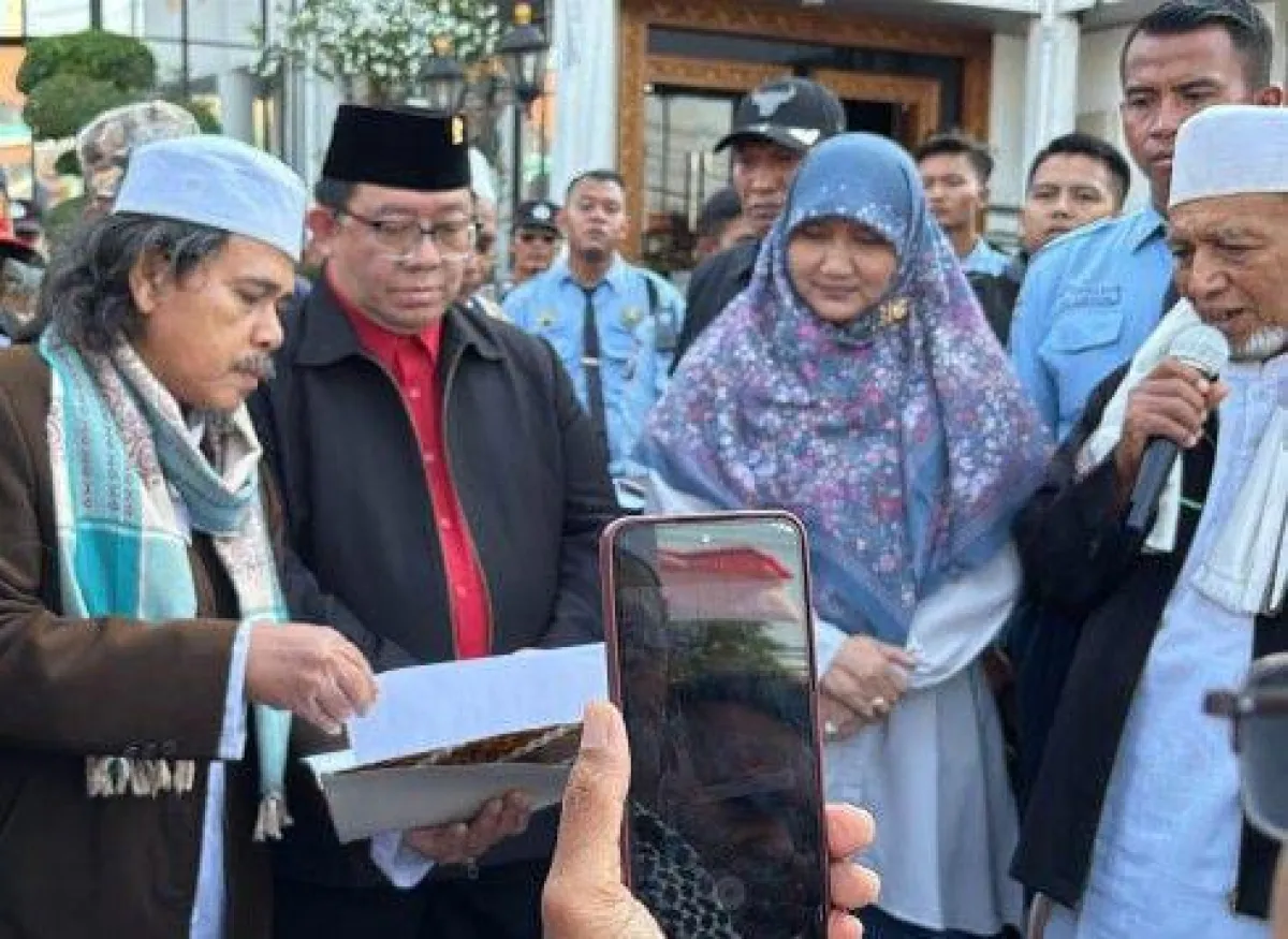 Ketua Fraksi PKS Tegaskan Akan Jembatani Aspirasi Pemakzulan Gibran ke DPR RI