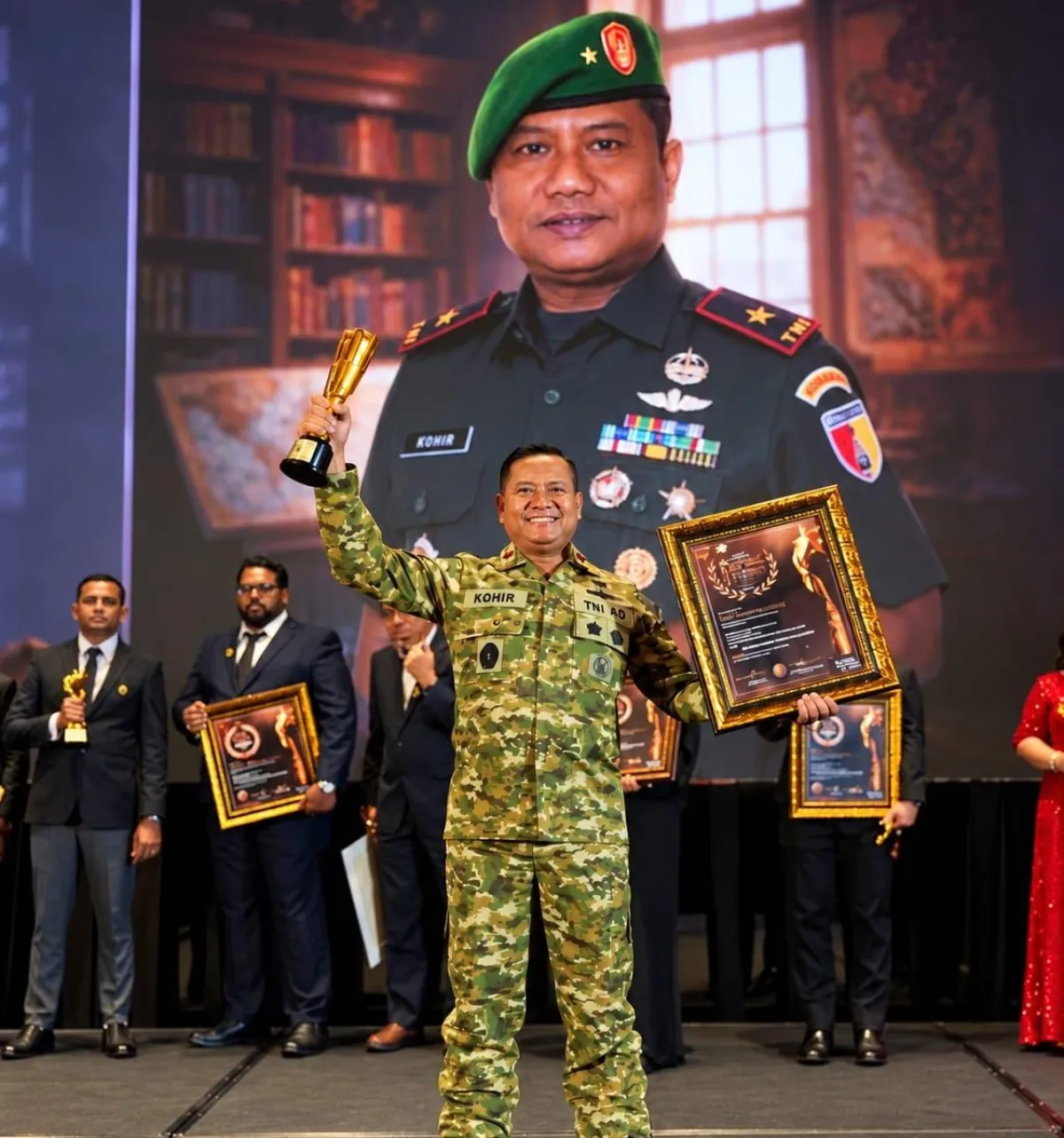 Bersama Pengusaha Mancanegara, Brigjen TNI Kohir Raih Leadership Awards 2026
