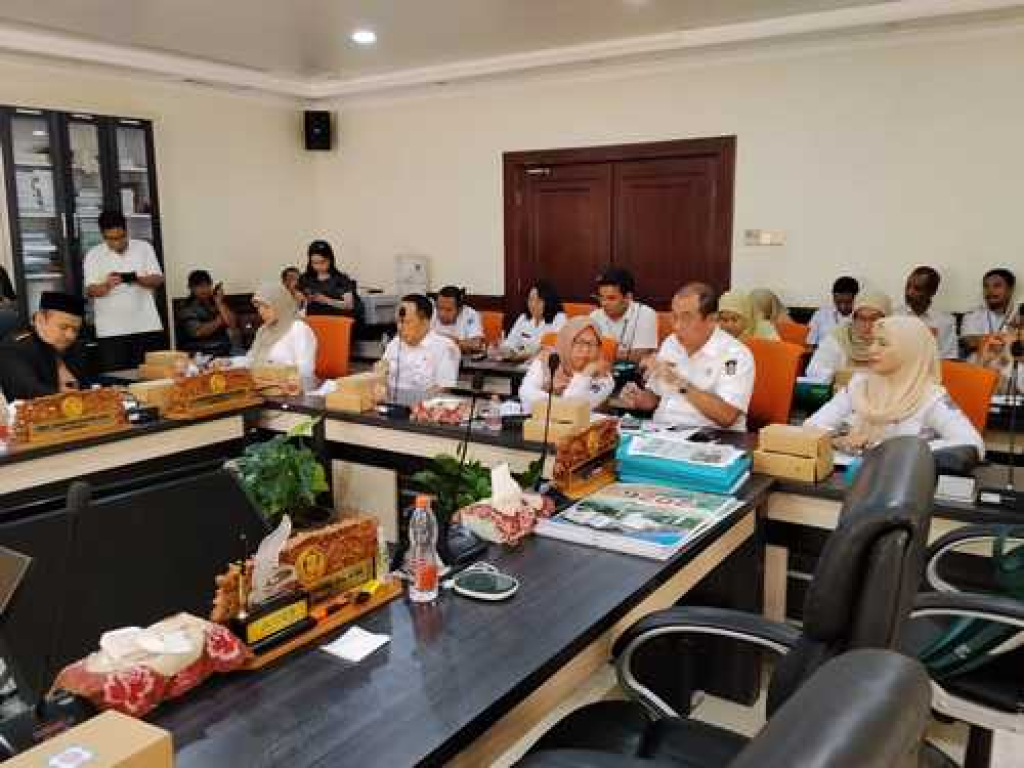 Hearing yang digelar Komisi D DPRD Surabaya