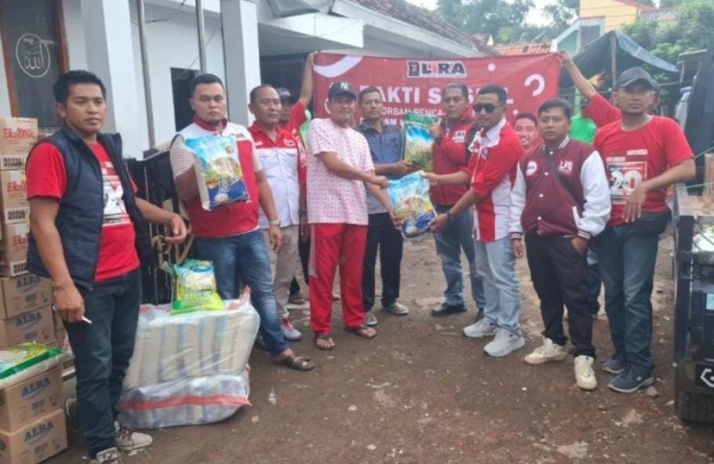 LIRA Jawa Timur dan Probolinggo turun memberikan bantuan sembako kepada ratusan warga terdampak bencana.