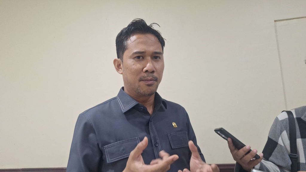 Ketua Pansus Raperda Kampung Cerdas, Azhar Kahfi