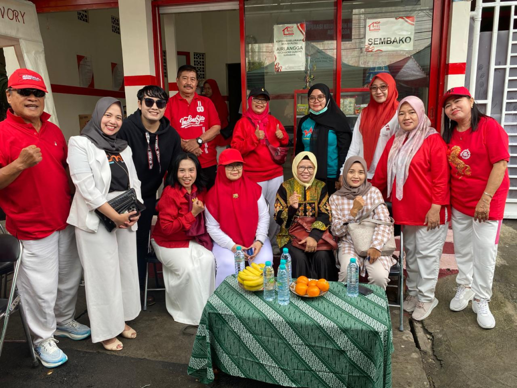 Enny Minarsih di Koperasi Merah Putih di Kelurahan Airlangga