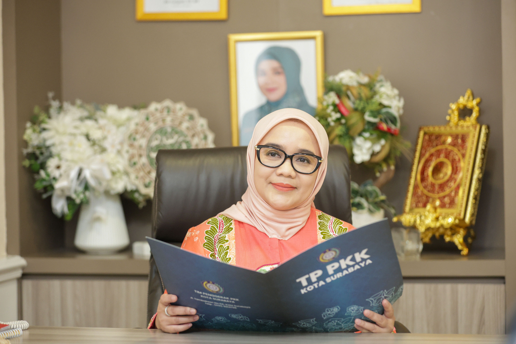 Ketua Tim Penggerak (TP) PKK Kota Surabaya, Rini Indriyani