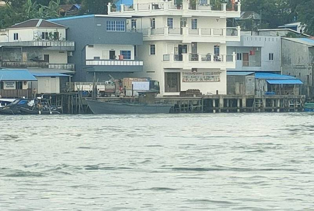 Pelabuhan rakyat Punggur diduga jadi tempat lalu lalangnya barang selundupan beredar