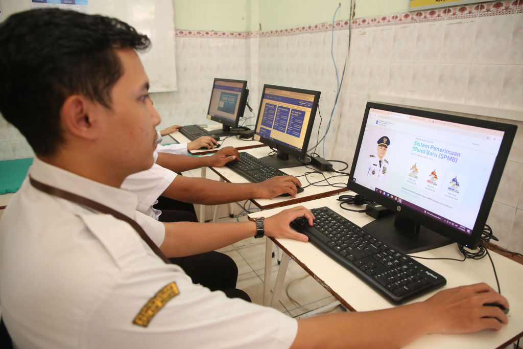 SPMB tingkat SMP di Surabaya