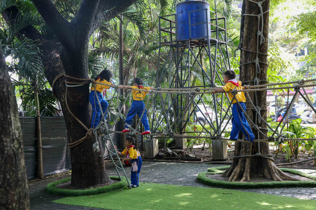 Surabaya kota ramah anak