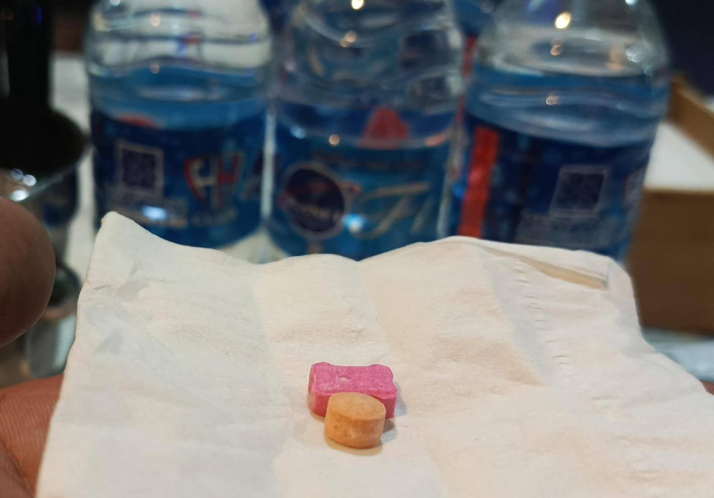 Narkotika jenis ineks yang diduga beredar di tempat hiburan malam di Batam