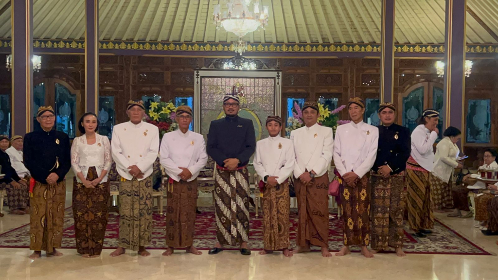 Para sentana dalem trah Pakubuwono II hingga Pakubuwono XIII kembali menegaskan dukungannya terhadap Sinuhun Pakubuwono XIV Hangabehi