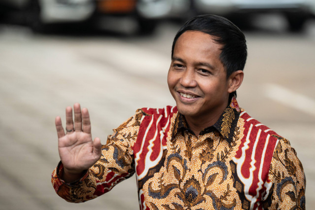 Menteri Kehutanan, Raja Juli Antoni