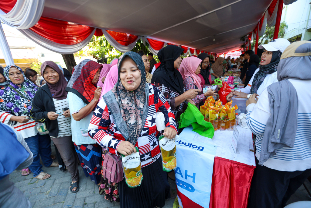 Gerakan pangan murah di Surabaya