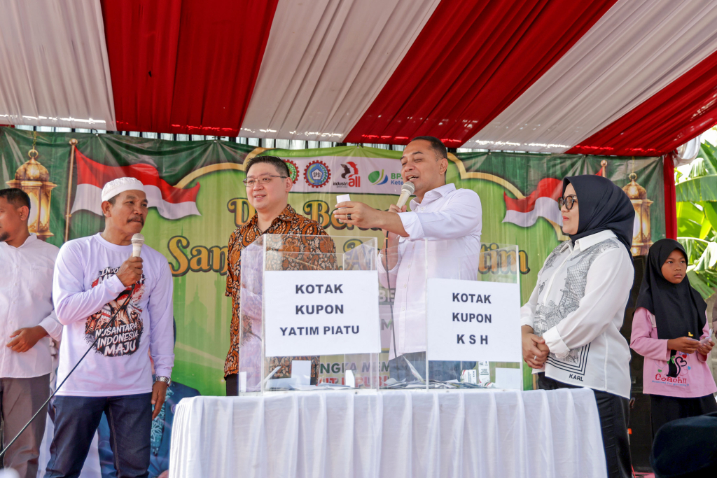 Wali KOta Eri Cahyadi bersama manajemen PT Suparma