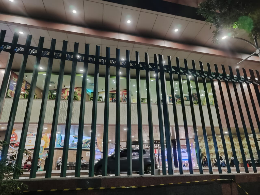 Pagar Tunjungan Plaza
