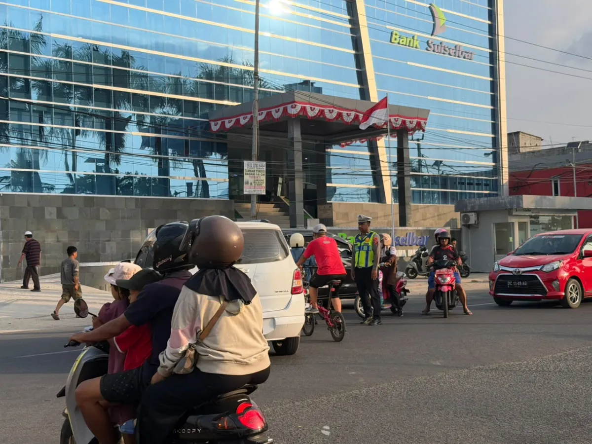 Jamin Keselamatan Pengendara, Ditlantas Polda Sulbar Intensifkan Pengaturan Lalu Lintas di Titik Padat Kendaraan