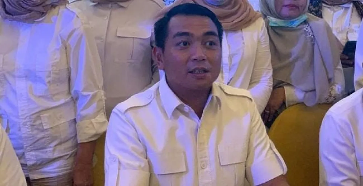 Baca juga : Pesta Narkoba di Hotel, 3 Anggota DPRD Digerebek Polrestabes Surabaya, Gerindra Ikut Terseret
