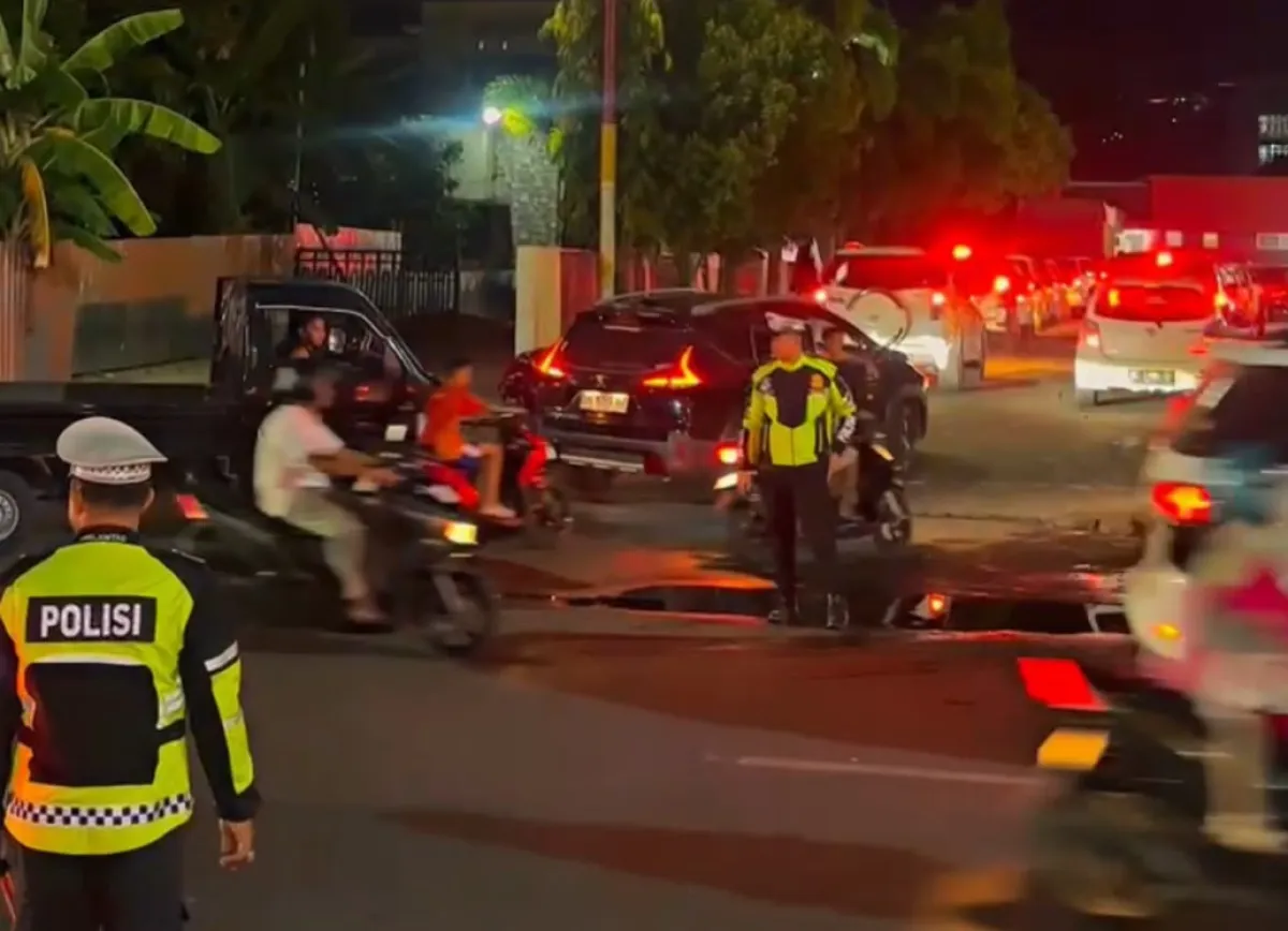 Patroli Malam Polantas Polda Sulbar Pastikan Jalan Aman, Warga Tenang